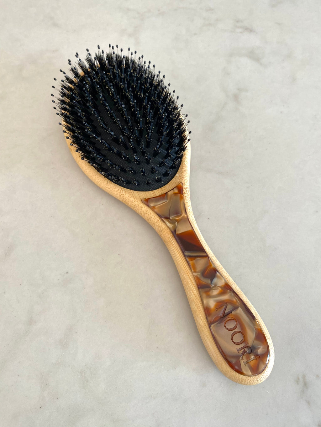 BROWN PEARL BRUSH