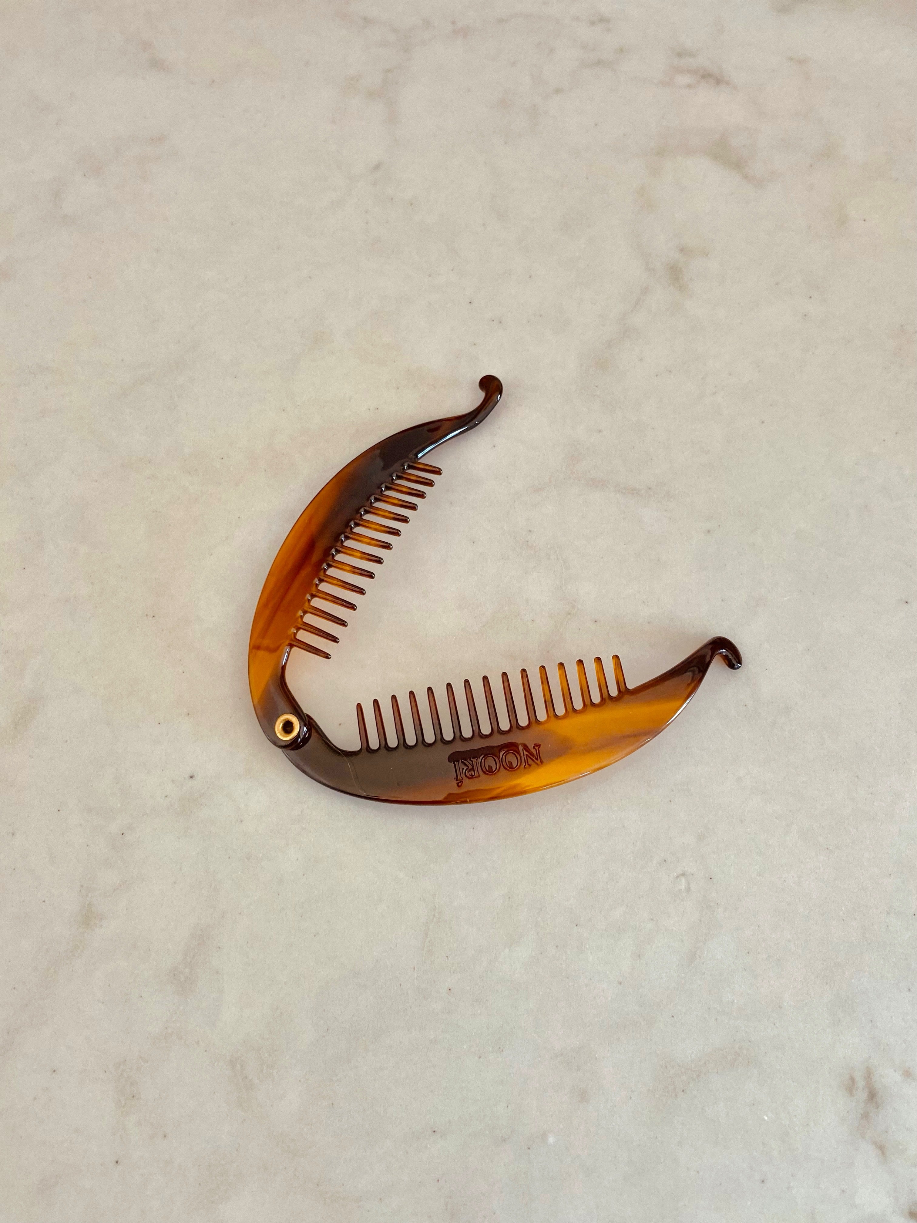 BANANA CLIP IN COFFEE