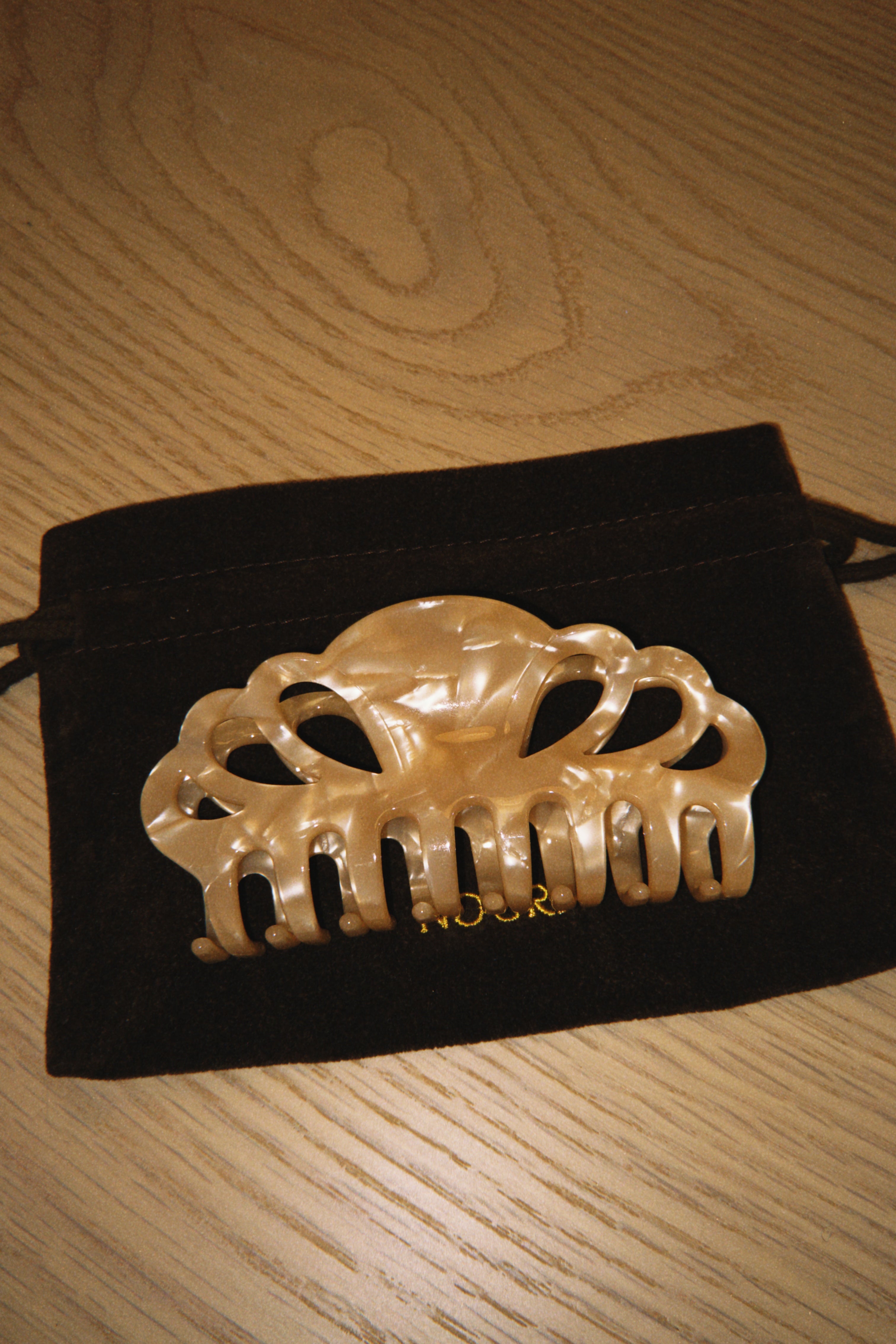 SOFT DESIRE NO.1 CLAW CLIP